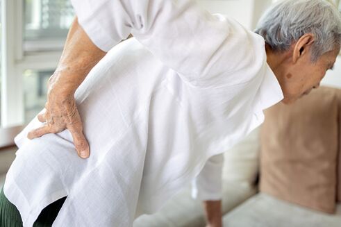 dấu hiệu bệnh thoái hóa khớp háng ở nam giới